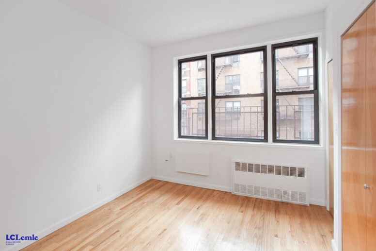https://lclemle.com/wp-content/uploads/2023/03/3-LC-Lemle-No-Fee-Apartments-NYC-1-776x517.jpg