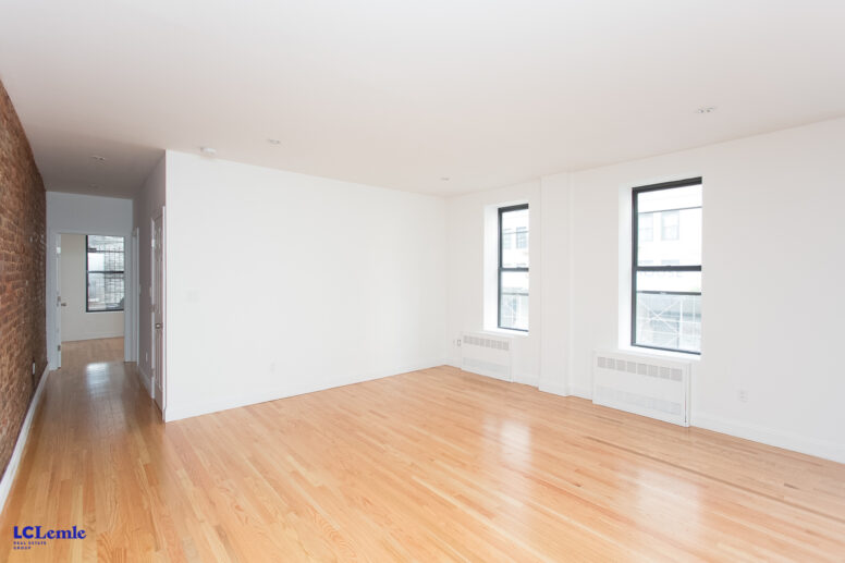 https://lclemle.com/wp-content/uploads/2023/05/1-LC-Lemle-No-Fee-Apartments-NYC-776x517.jpg